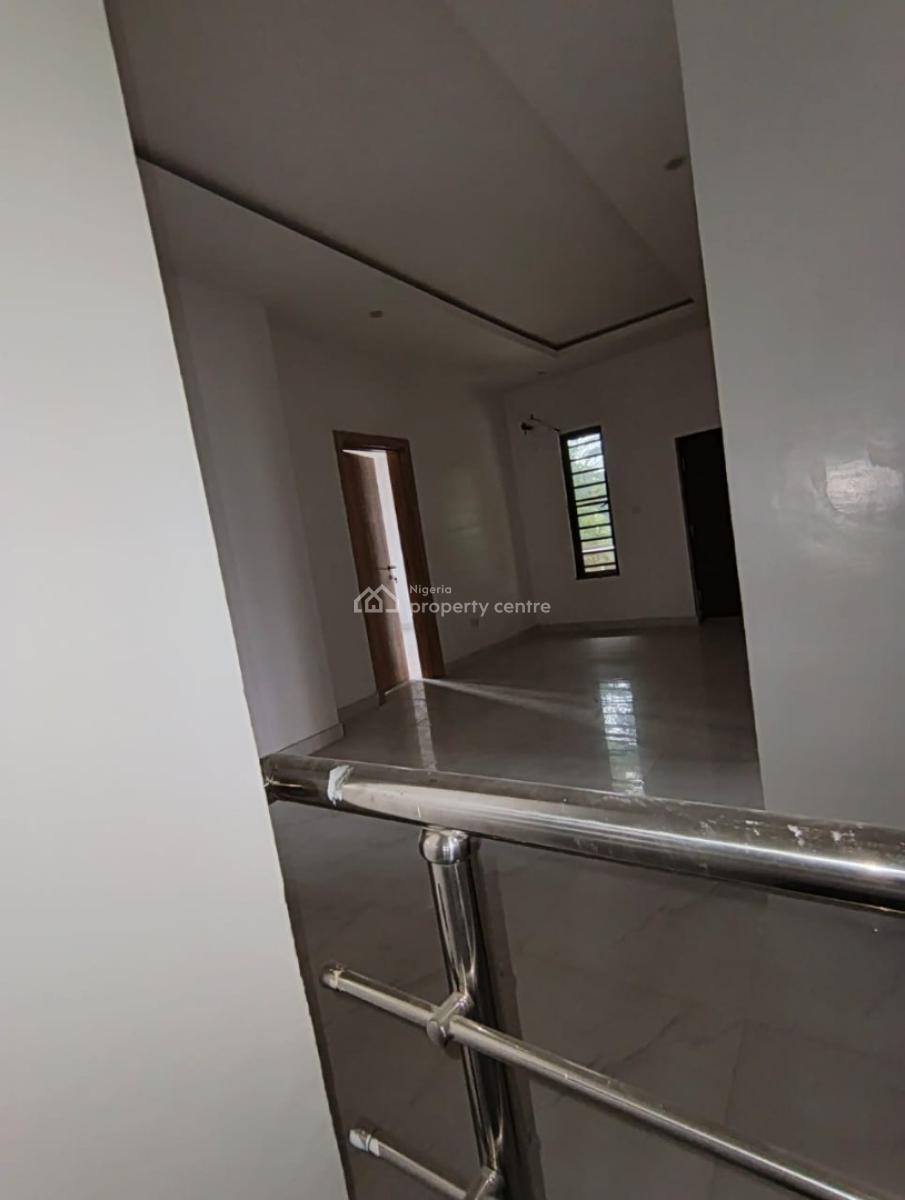 4 bedroom detached duplex for rent