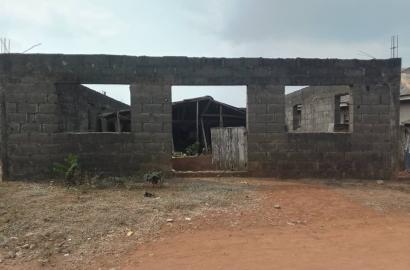 for sale  Building on top 1 plot of land available for sale