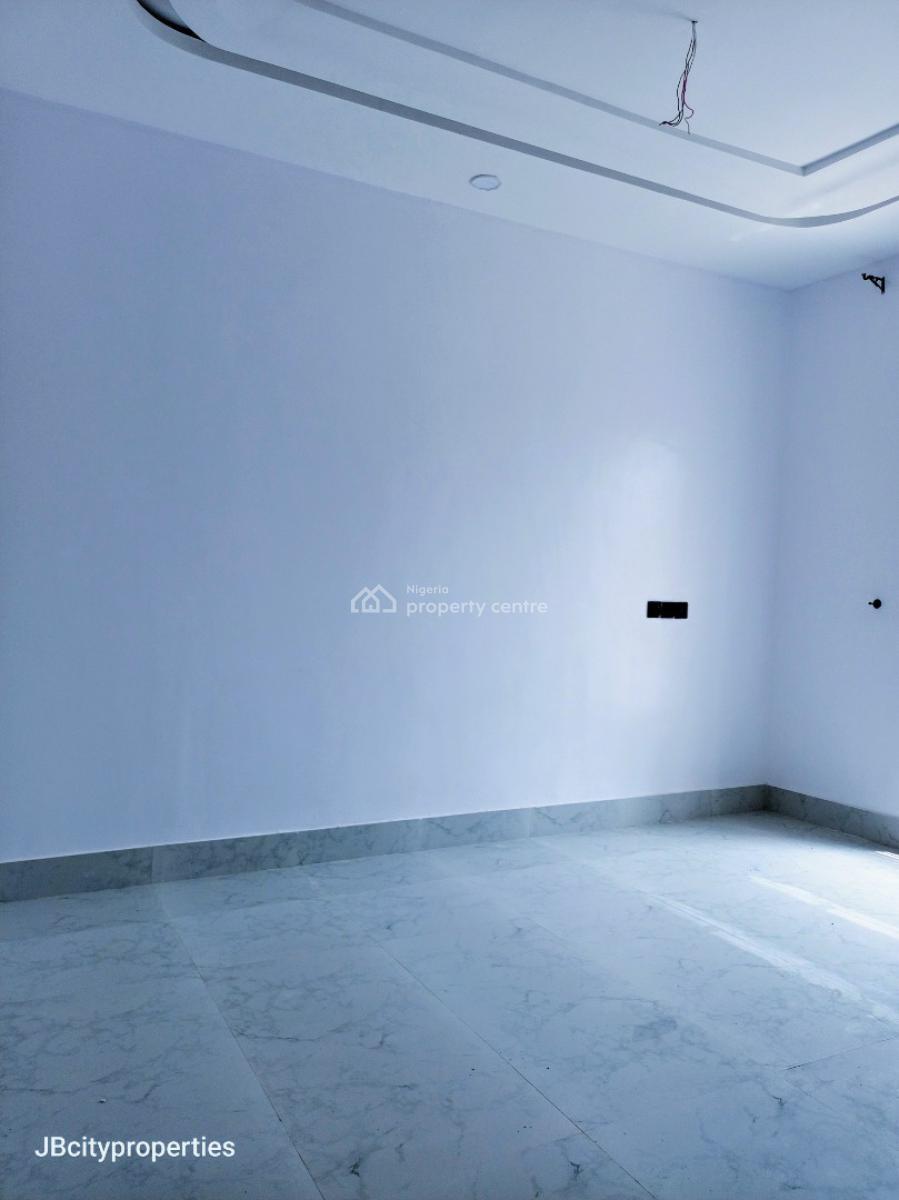 1 bedroom mini flat (room and parlour) for rent