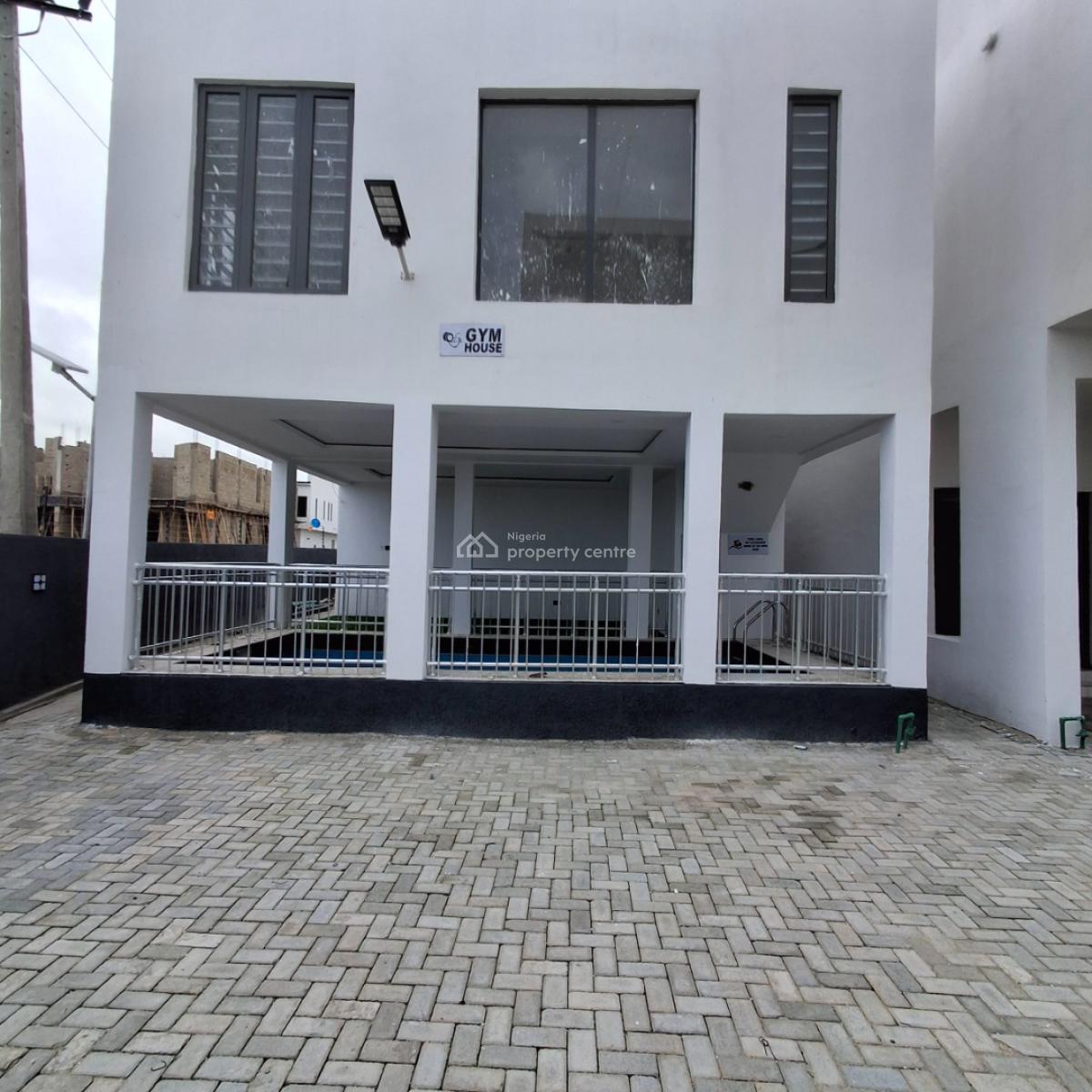 4 bedroom terraced duplex for sale
