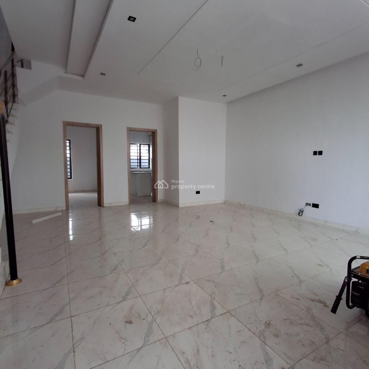 4 bedroom terraced duplex for sale