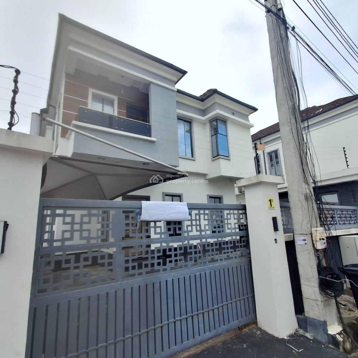4 bedroom detached duplex for rent