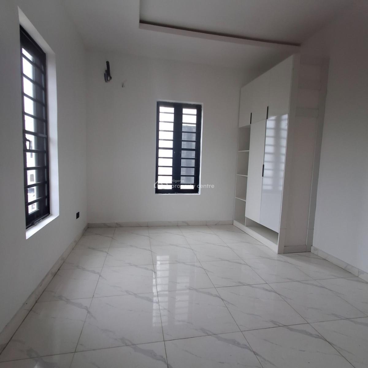 4 bedroom semi-detached duplex for sale