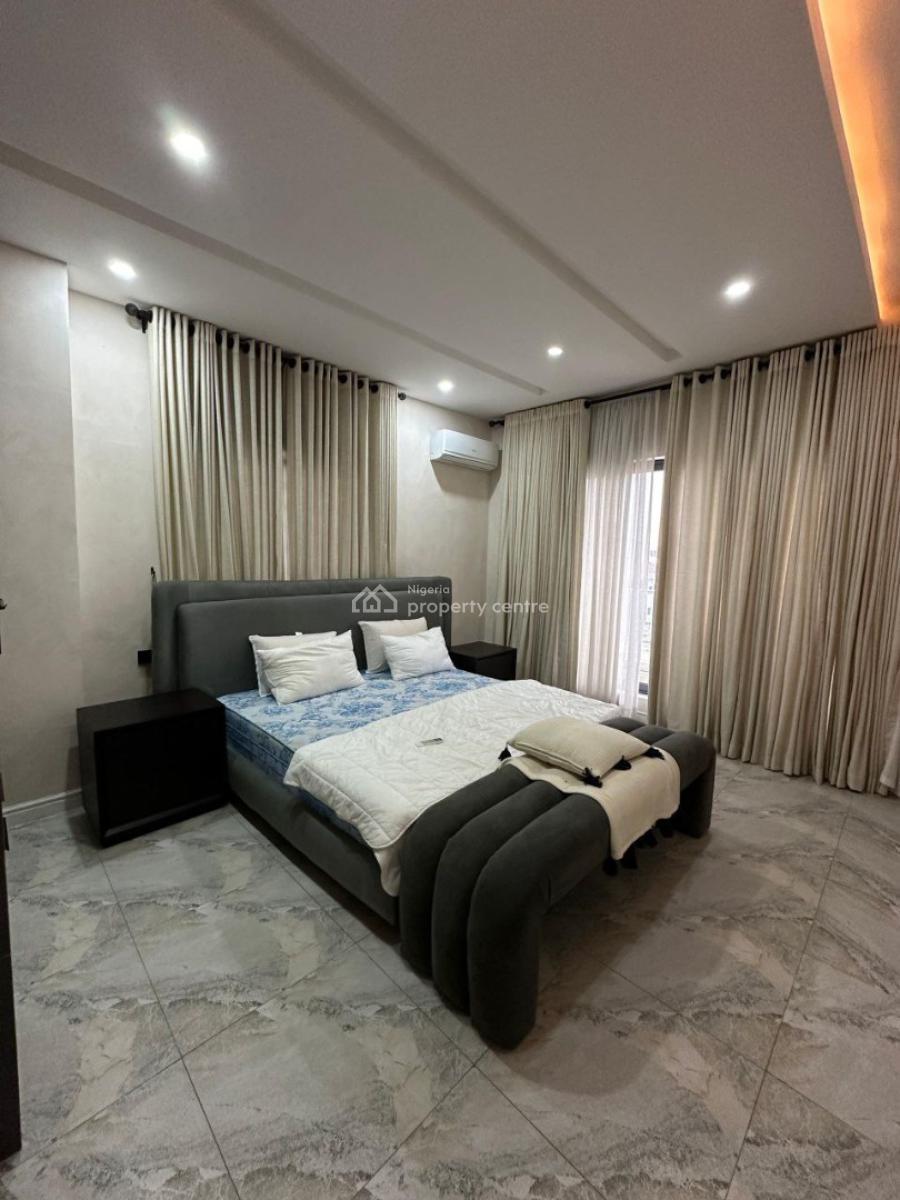 3 Bedroom Apartment With A Room Bq