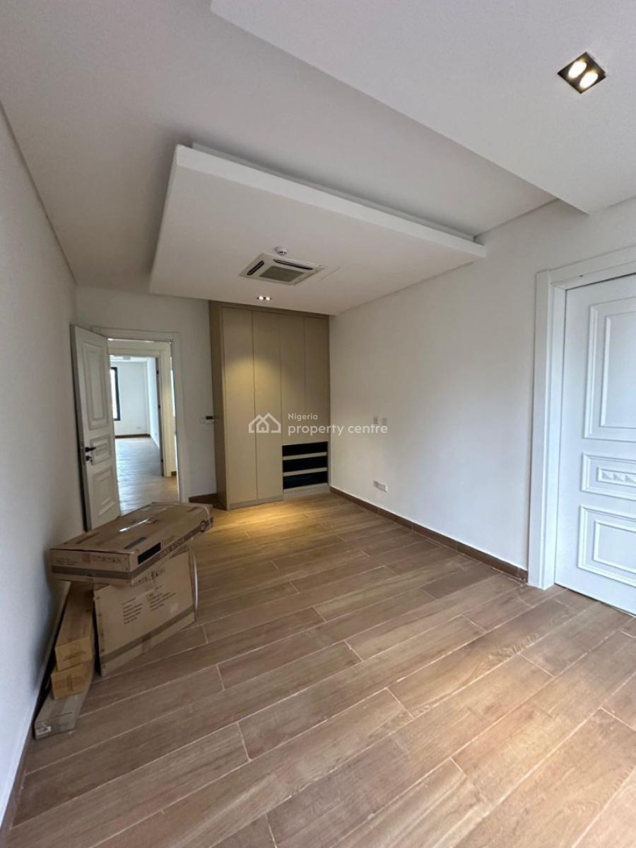 3 Bedroom Apartment With A Room Bq