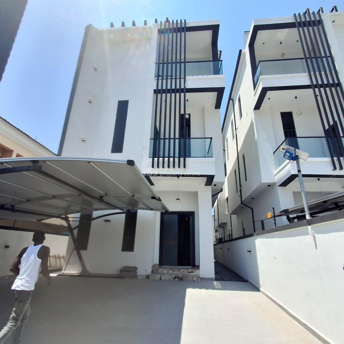 5 bedroom detached duplex for sale