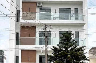 Newly Built 3 Bedroom Apartment With Bq