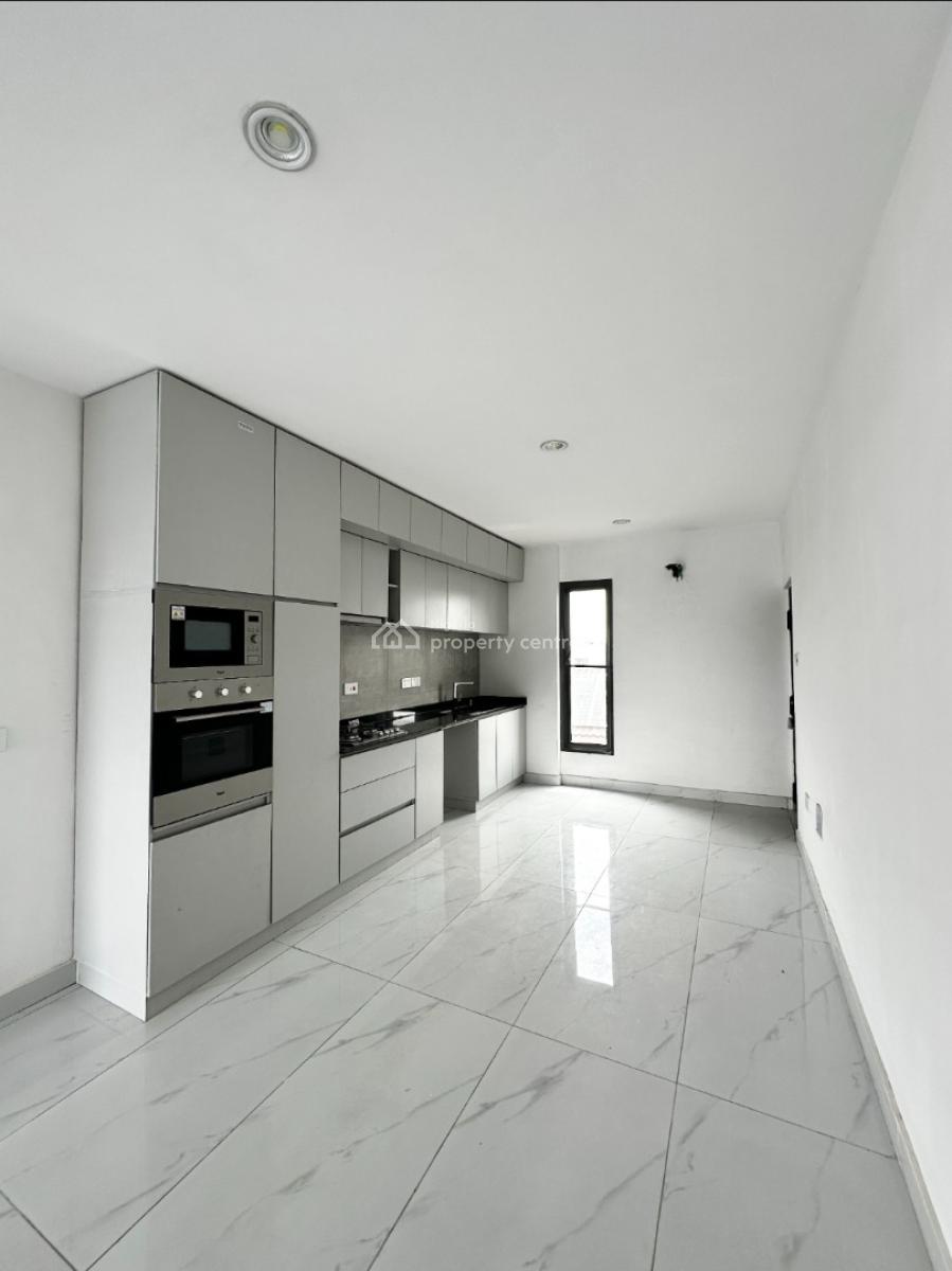 Newly Built 3 Bedroom Apartment With Bq