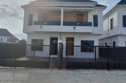 4 bedroom semi-detached duplex for sale