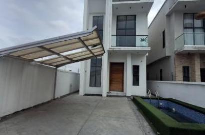 4 bedroom detached duplex for sale
