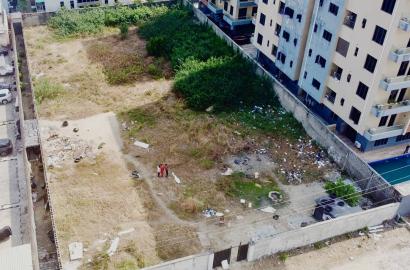 For Sale Land size: 2364sqm Location:Oniru VI