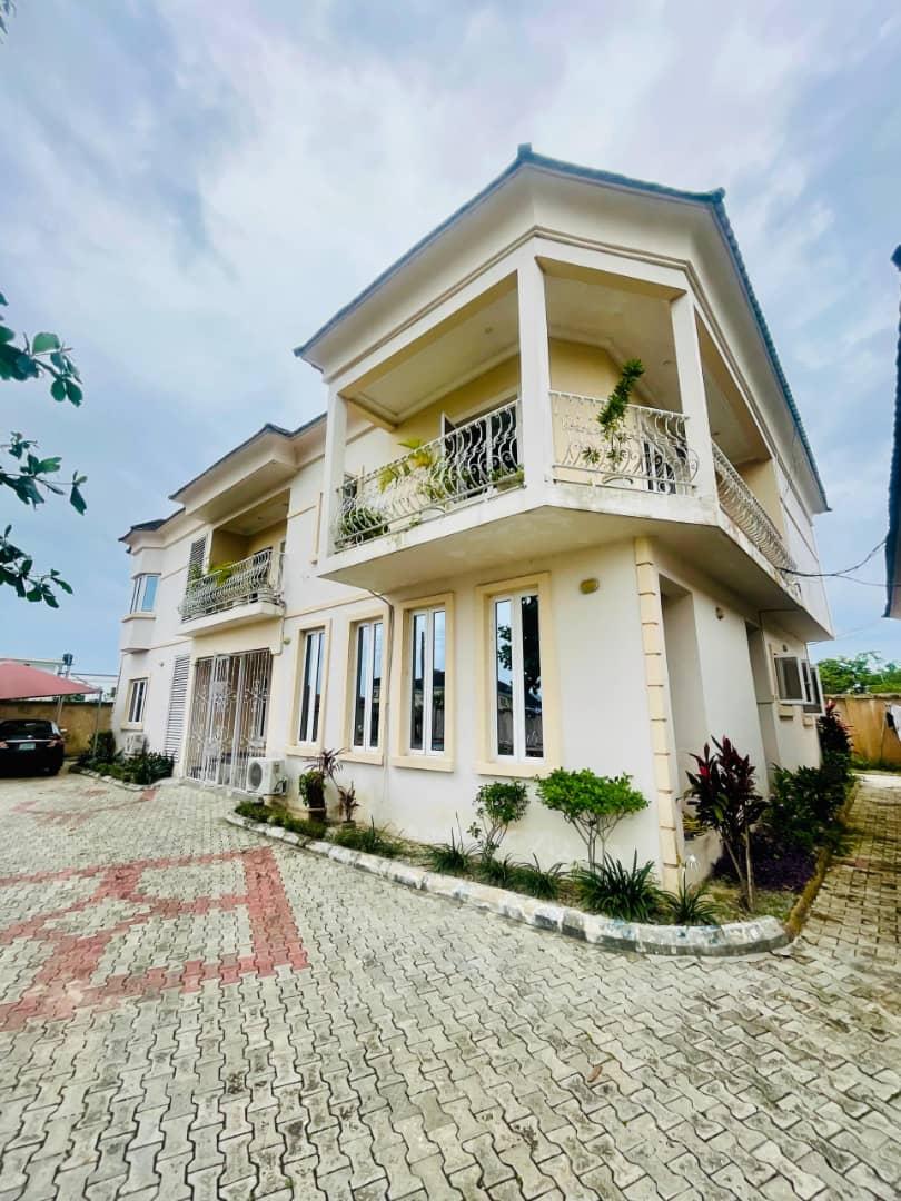 FOR SALE   A  well built 6 Bedroom fully  Detached duplex with 3  Bedroom chalet with Gate House, and swimming pool located at Beachwood Estate Bogije ibeju Lekki Lagos.   @600million Naira