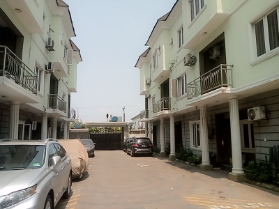 A Fully Serviced 4 Bedroom Duplex