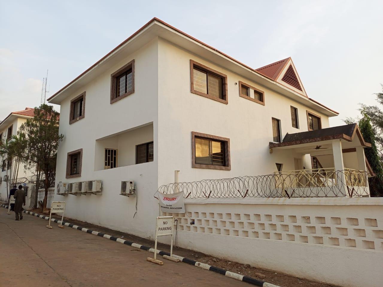 FOR LEASE – PRIME MAITAMA PROPERTY  Now available: 2 units of spacious 6-bedroom homes with BQ, located in the serene and secure Buzi Close, Maitama Main