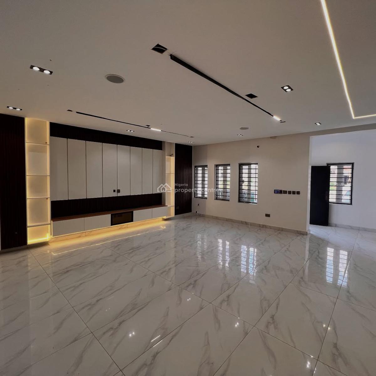 4 bedroom terraced duplex for sale