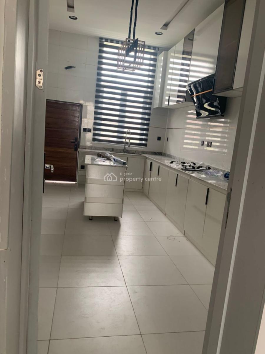 Luxury 5 Bedroom Duplex