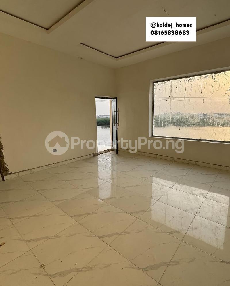 Shop Spaces ₦ 1,000,000/sqm