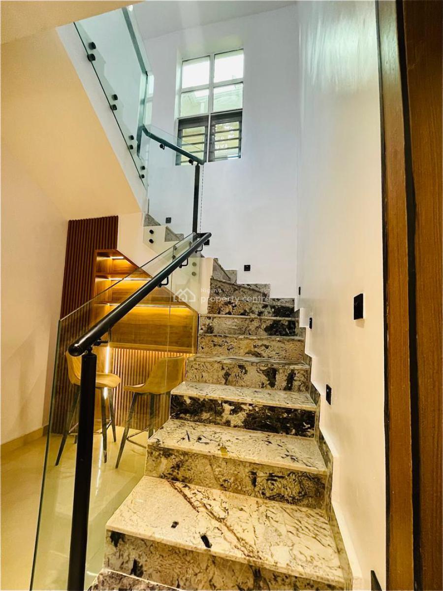 Luxury 5bedrm Duplex With A Room Bq At Omole Phase 1