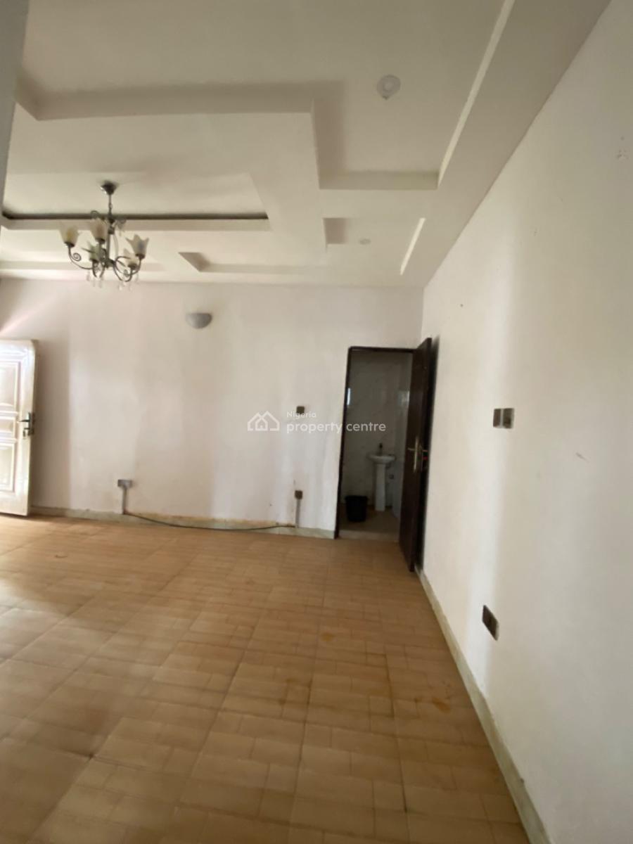 1 bedroom mini flat (room and parlour) for rent