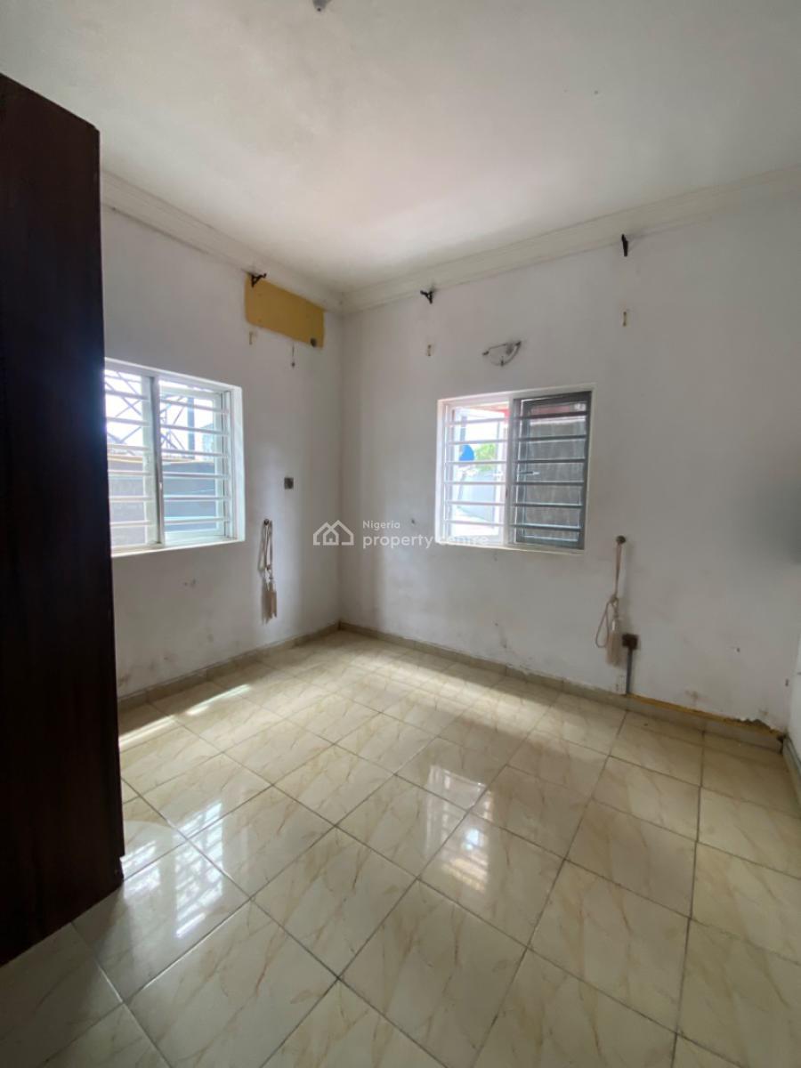 1 bedroom mini flat (room and parlour) for rent