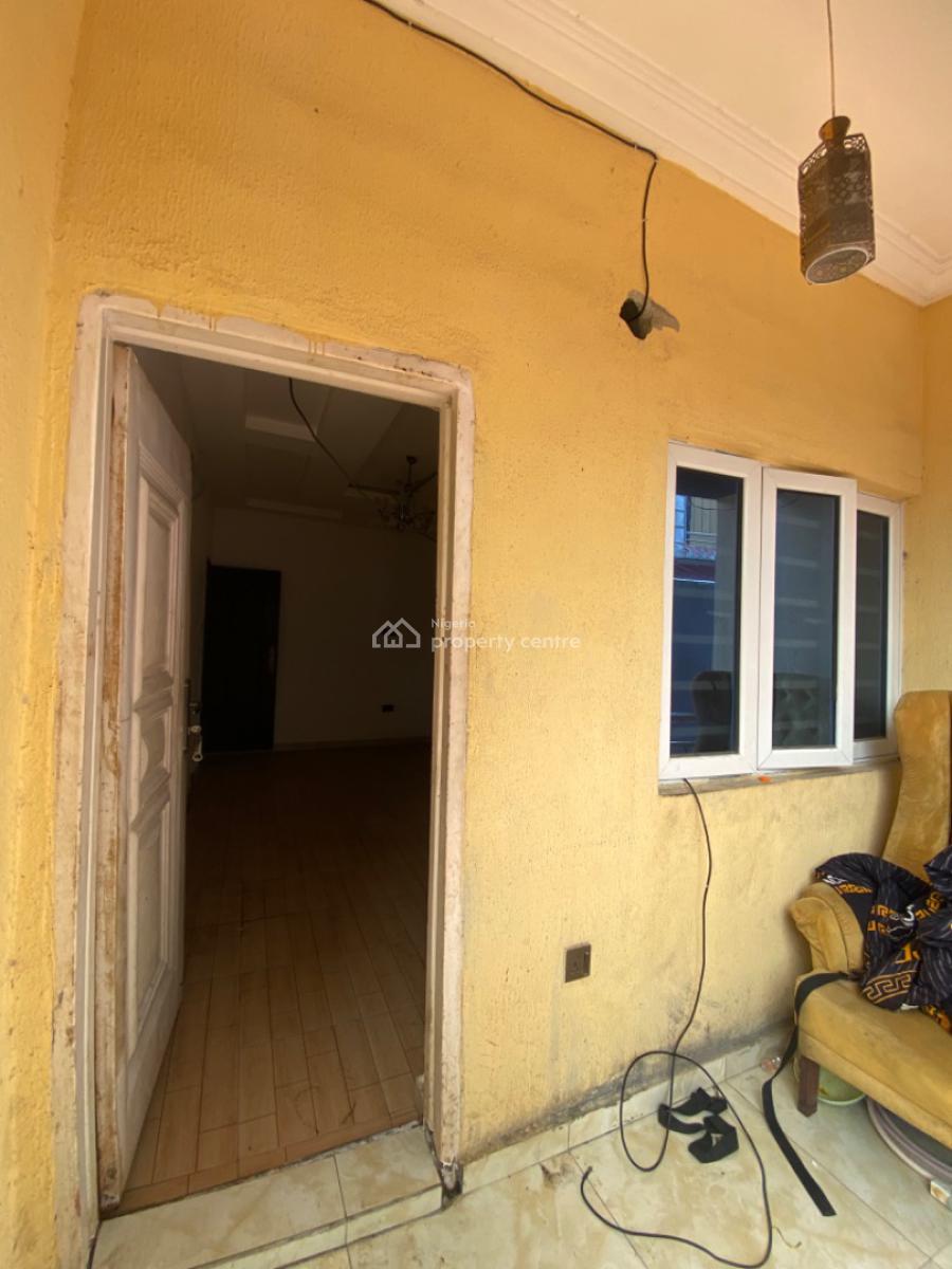 1 bedroom mini flat (room and parlour) for rent
