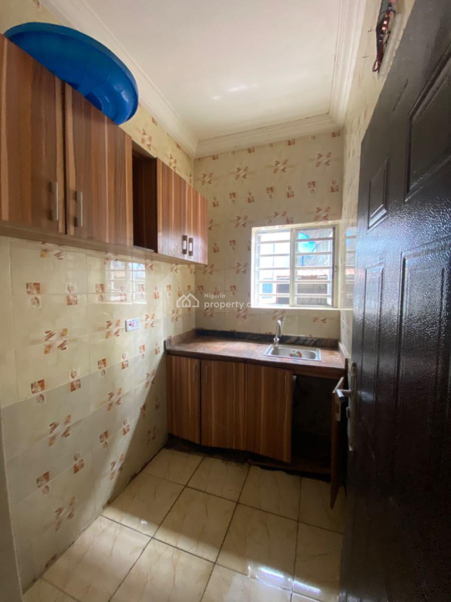 1 bedroom mini flat (room and parlour) for rent