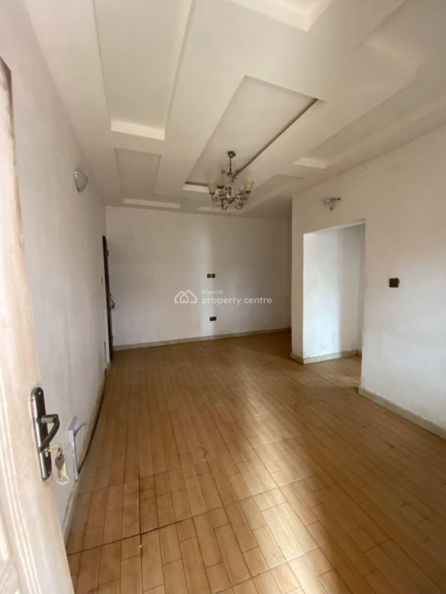 1 bedroom mini flat (room and parlour) for rent