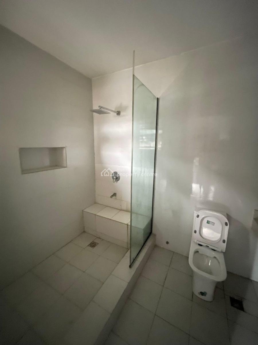 4 bedroom terraced duplex for sale