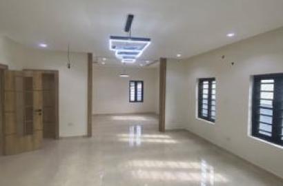 Luxury 5 Bedrooms Duplex Good For Airbnb/apartme/ Office/ Residential