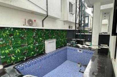 Luxury 5 Bedroom Fully Detached Duplex