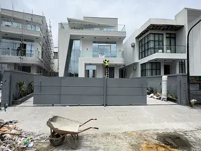 Detached duplex for sale  5 Bedroom Detached Duplex with BQ Chevron, Lekki, Lagos
