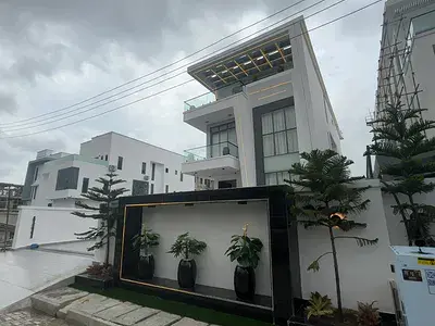 Detached duplex for sale  Amazingly Beautiful 5 Bedroom Detached Duplex with Pool Osapa, Lekki, Lagos