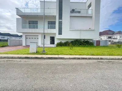 Detached duplex for sale  Beautifully Finished 4 Bedroom Detached Duplex with Swimming Pool VGC, Lekki, Lagos