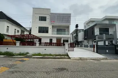 Detached duplex for sale  5 Bedroom Detached Duplex with Pool Osapa, Lekki, Lagos