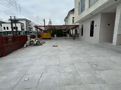 Detached duplex for sale  5 Bedroom Detached Duplex with Pool Osapa, Lekki, Lagos