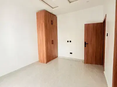 Semi-detached duplex for sale  4 Bedrooms Semi-Detached Duplex with BQ Magodo Phase 1, Magodo, Lagos