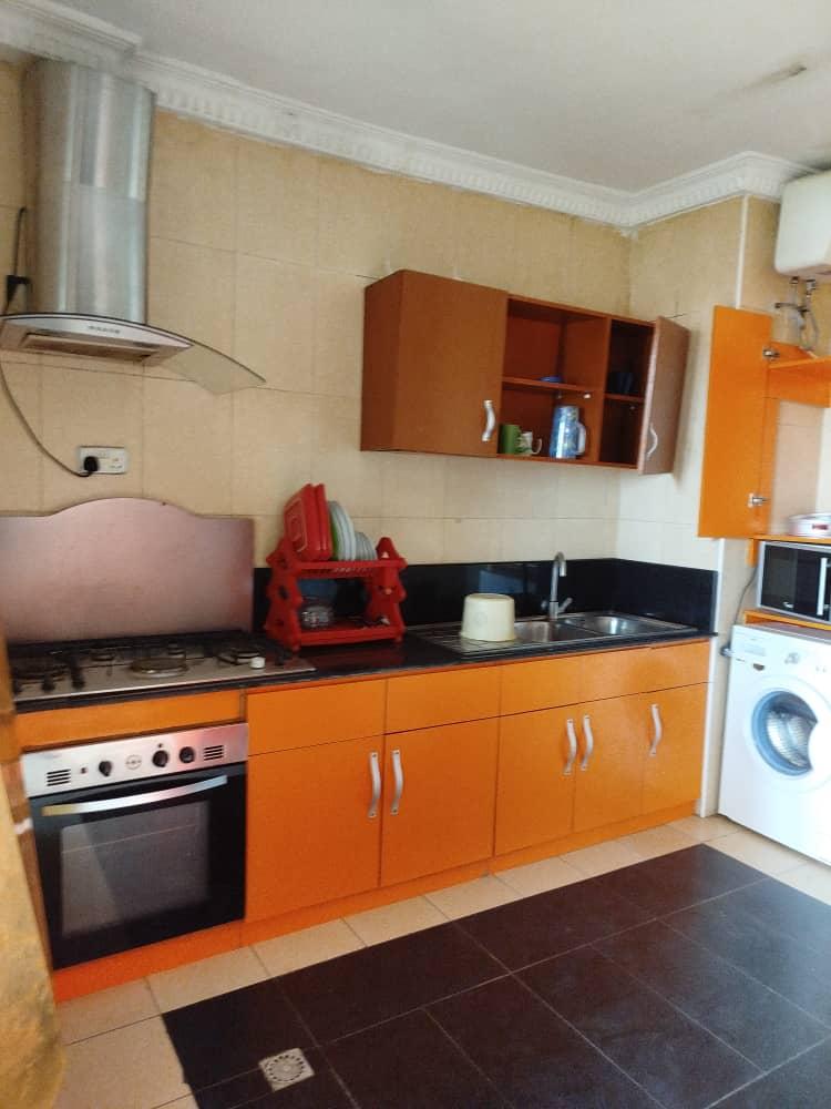 TO LET  Fully serviced 4 - Bedroom Penthouse Apartment (7th Floor)
