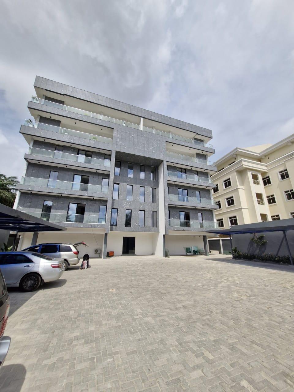 FOR SALE Newly Built 5 bed MASIONNE with 2 bqs ($2.5m / N3.8 )