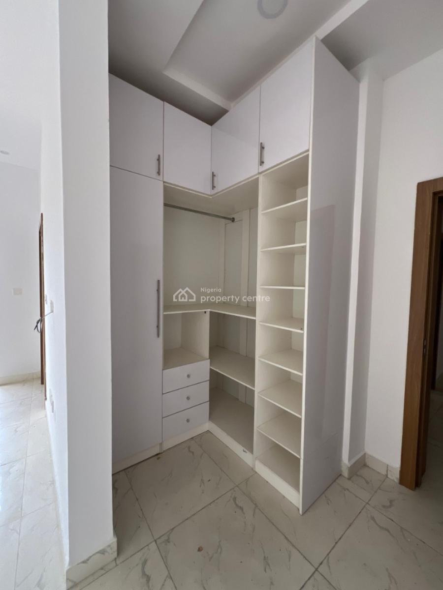 3 bedroom flat / apartment for sale