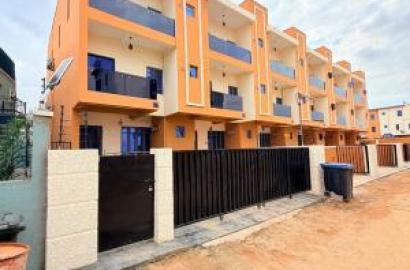 4 bedroom terraced duplex for sale