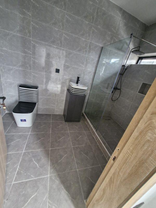 SPACIOUS 3 BED TERRACE WITH BQ Ikota Lekki  ₦170,000,000