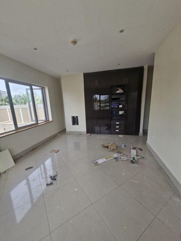 For Sale  3 & 4 BEDROOM APARTMENT  ( 3 bed 720m  4bed 960m )  Victoria Island  3 & 4 bedroom apartment with bq  swimming pool  gym  fully serviced