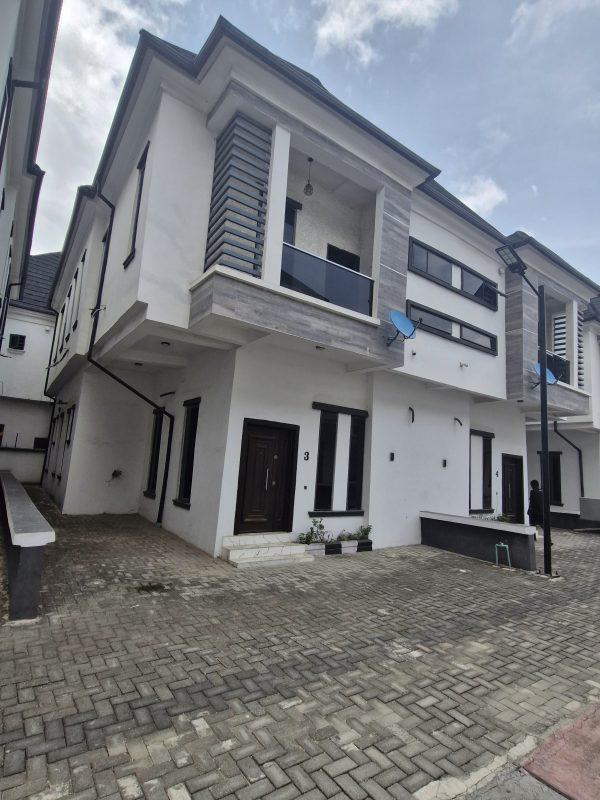 4 BED SEMI DETACH WITH BQ   Orchid road lekki.   ₦130,000,000 net