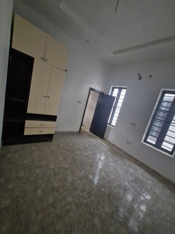 4 BED SEMI DETACH WITH BQ   Orchid road lekki.   ₦130,000,000 net