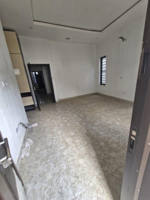4 BED SEMI DETACH WITH BQ   Orchid road lekki.   ₦130,000,000 net