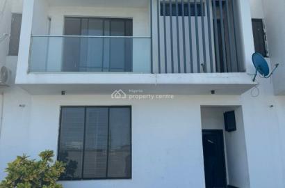 4 bedroom terraced duplex for rent