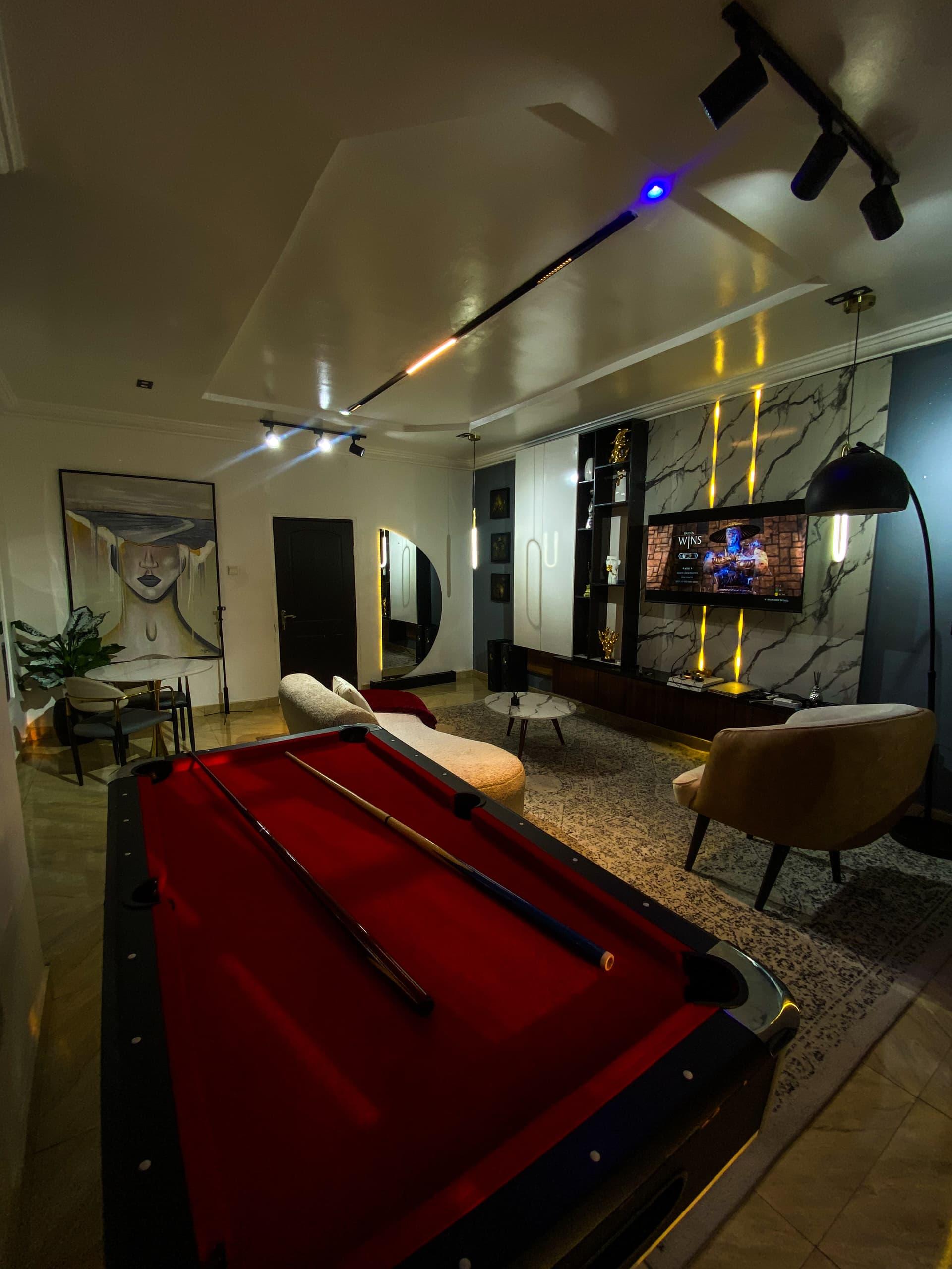 1 bedroom apartment (Suitable for photo shoot & Content shoot) Location: Greater Heights, Brownstone Estate, Ikate Lekki