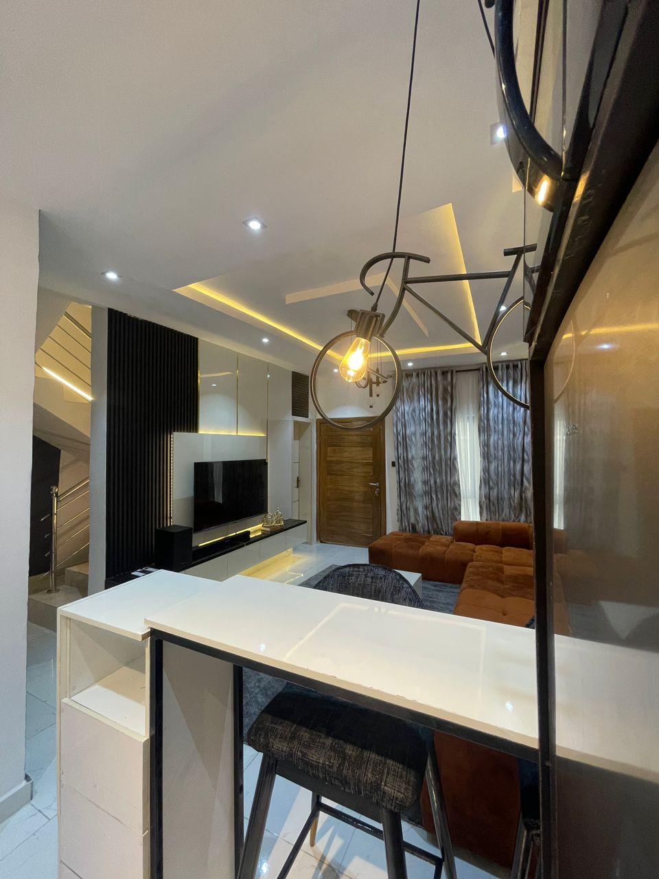 Shortlet  Cozy 2 bedroom Terrace Duplex with swimming pool and a Study room (3 bedrooms)