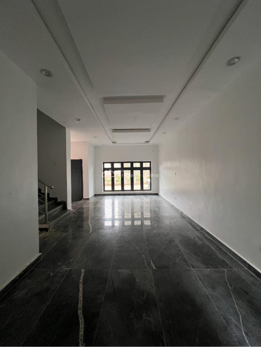 4 bedroom terraced duplex for sale
