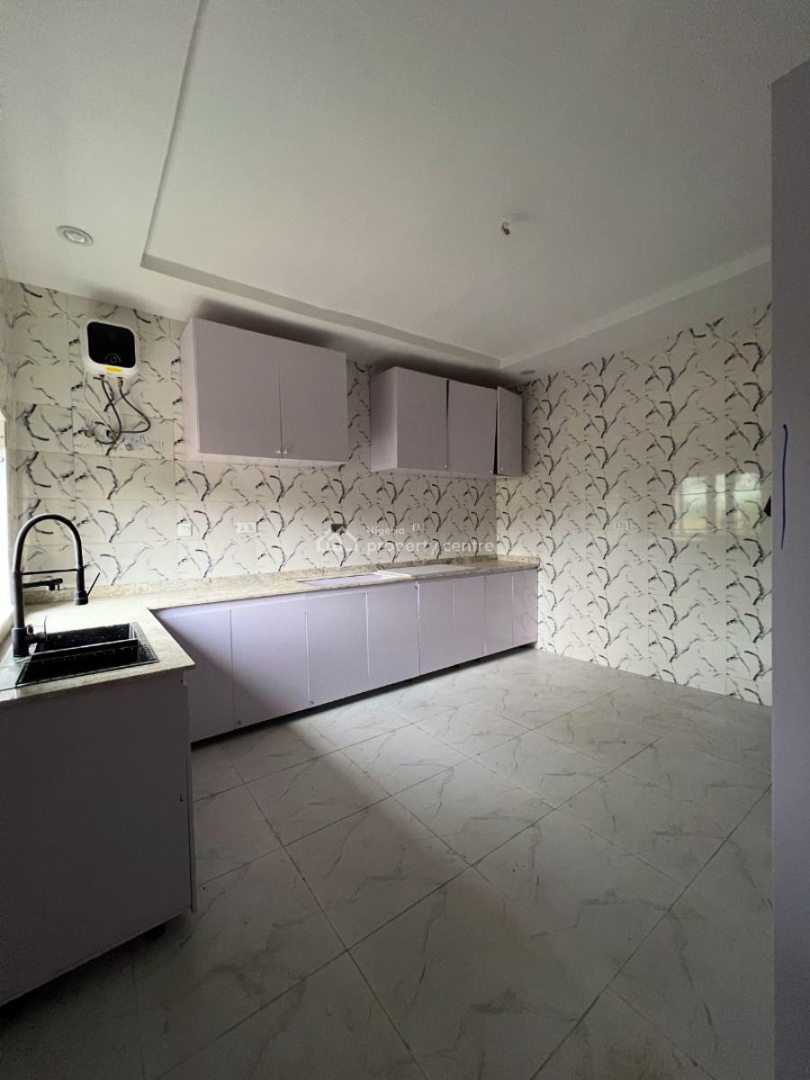 4 bedroom terraced duplex for sale